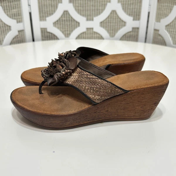 Floral Appliqué Wedge Sandals Women's 7* Made in Italy Thongs Brown Slides Artsy