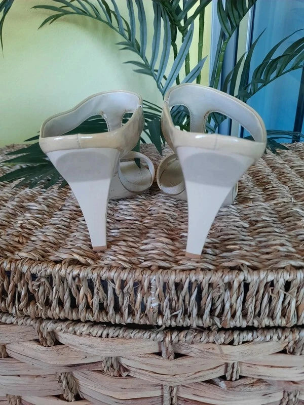 shoes women sandals