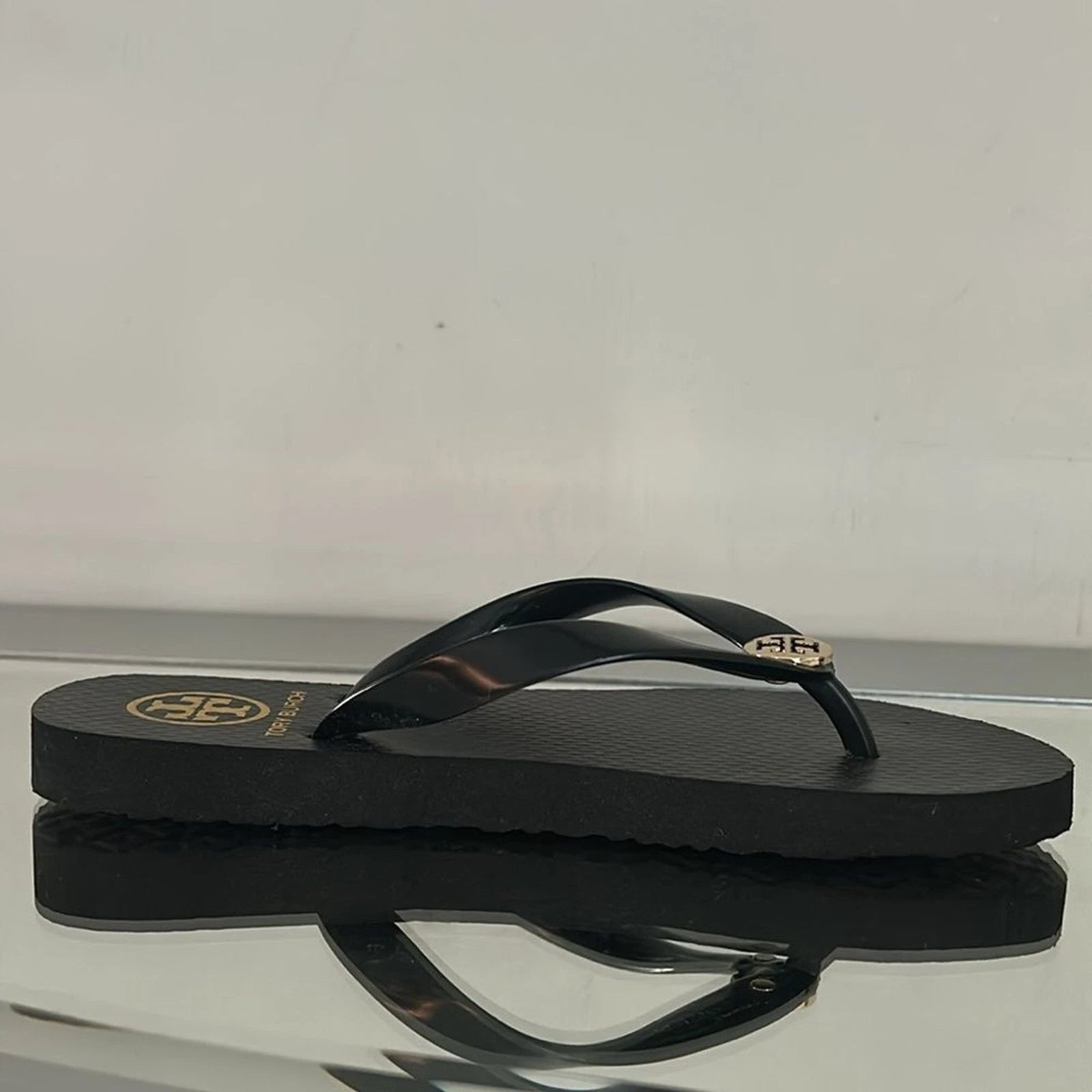 TORY BURCH Perfect Black Flip Flops Thong Logo Women’s Size 5