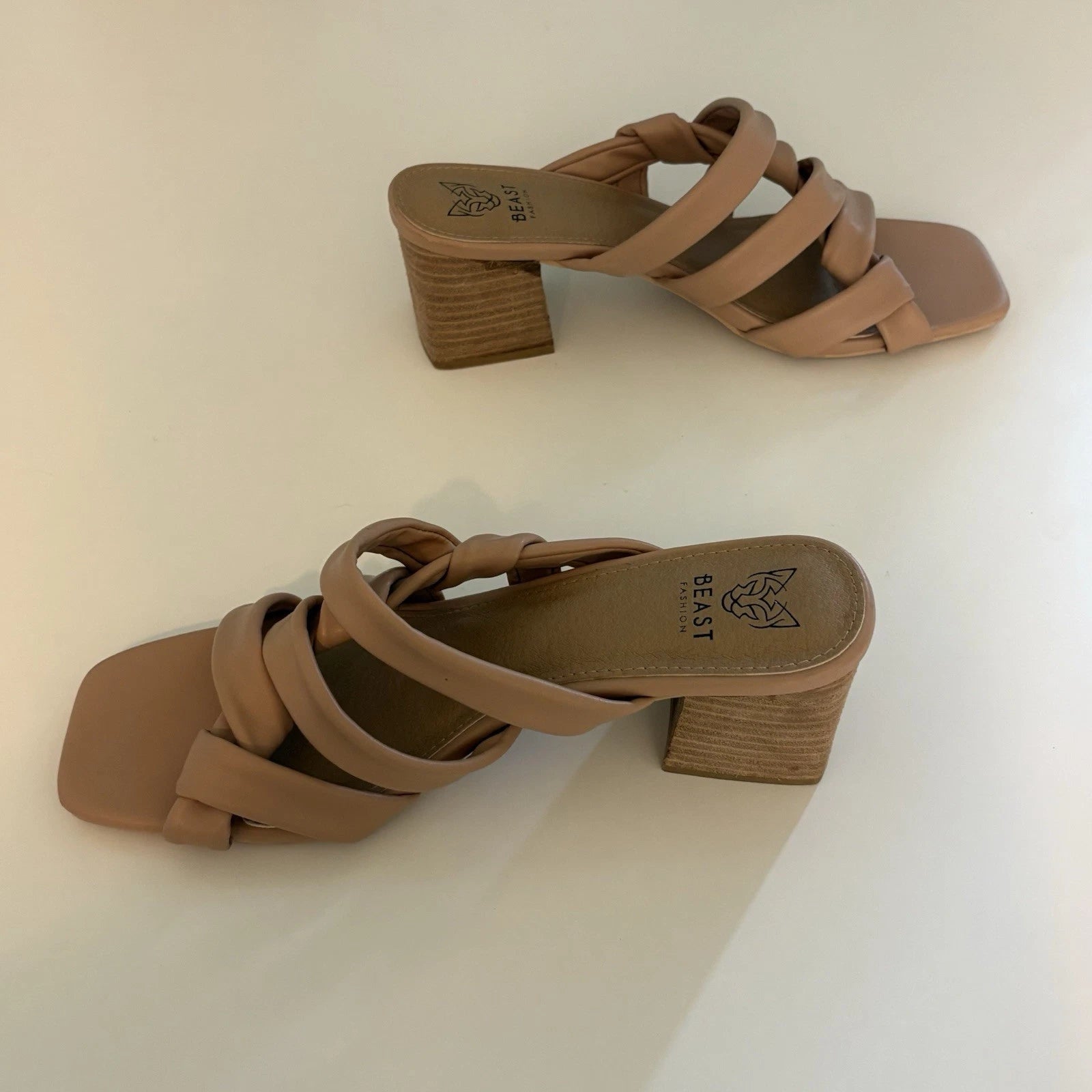 Womens Slip on Slides 11 Tan Strappy Mid Chuncky Stack Heel Sq Toe Beast Fashion