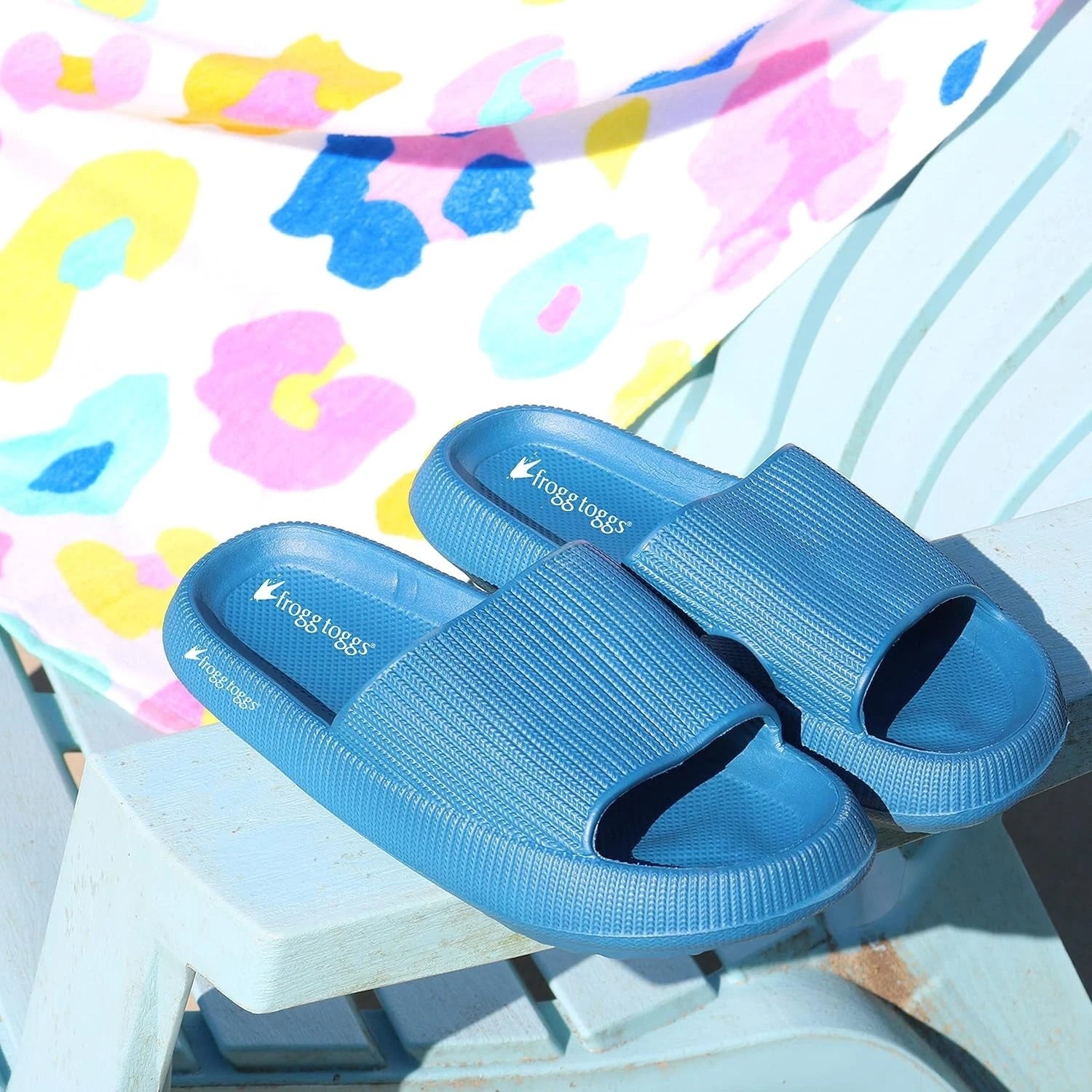 Women's Squisheez Comfort Pool Slides - Fashion Meets Ultimate Comfort