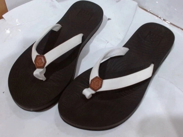 UsedVeryGood_Reef womens Reef Zen Love Flip Flop, White, 10 US_White_Sz10