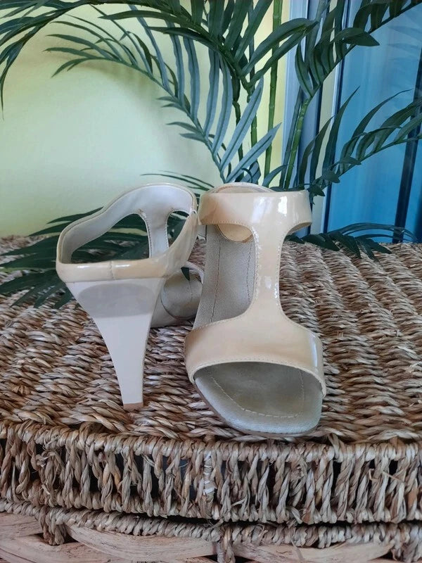 shoes women sandals
