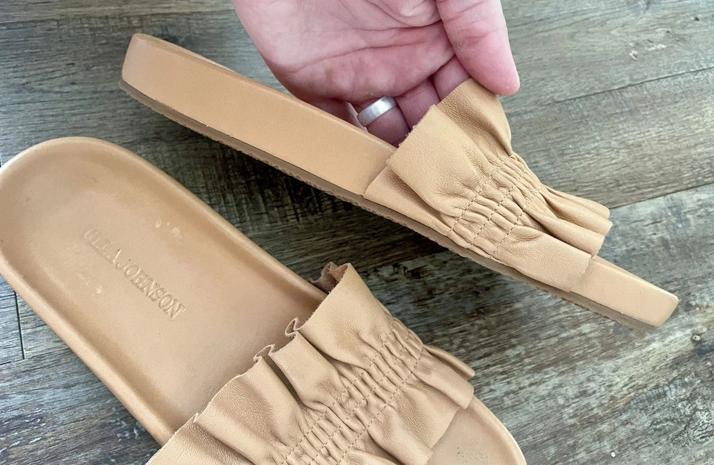 Ulla Johnson Sandals Slides Shoes US 8.5 Rex Wave Ruffle Leather Luxury Classic