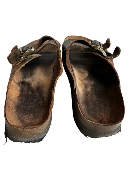 Used Women’s Size 8 Leather Slide Sandals Style Comfort Shoes