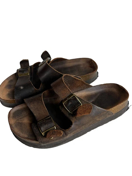 Used Women’s Size 8 Leather Slide Sandals Style Comfort Shoes