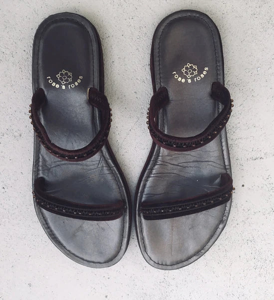 Vtg NEW Rose’s Roses Hand-Beaded Burgundy Velvet, Leather Slide Sandals, Size 6