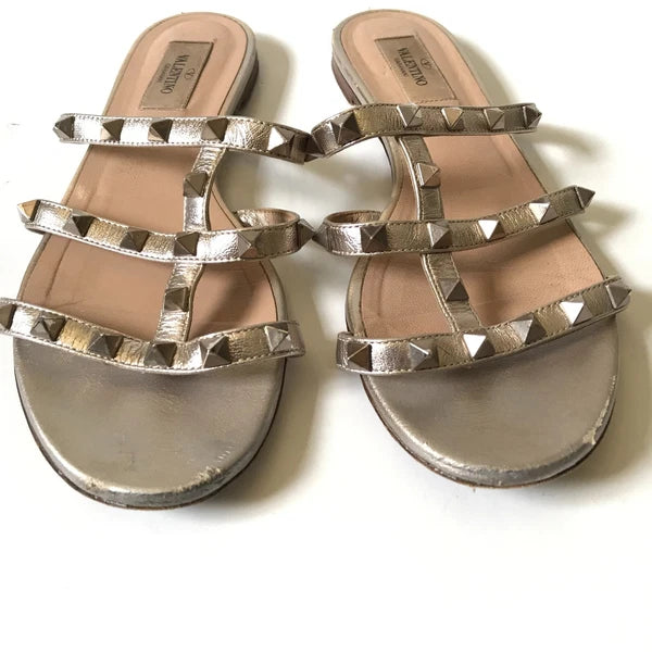 Valentino Rockstud Flat City Slide Sandals Womens 37.5 7.5 Metallic Leather Shoe