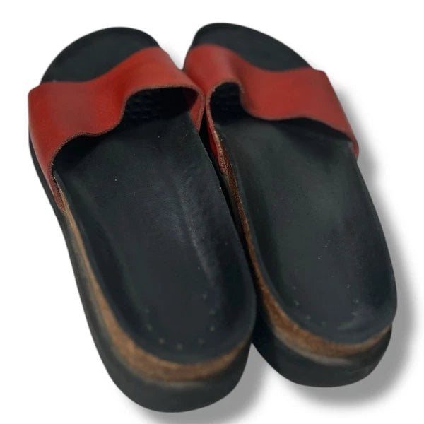 Mephisto Leather Slide Sandals – Classic Comfort with Timeless Style